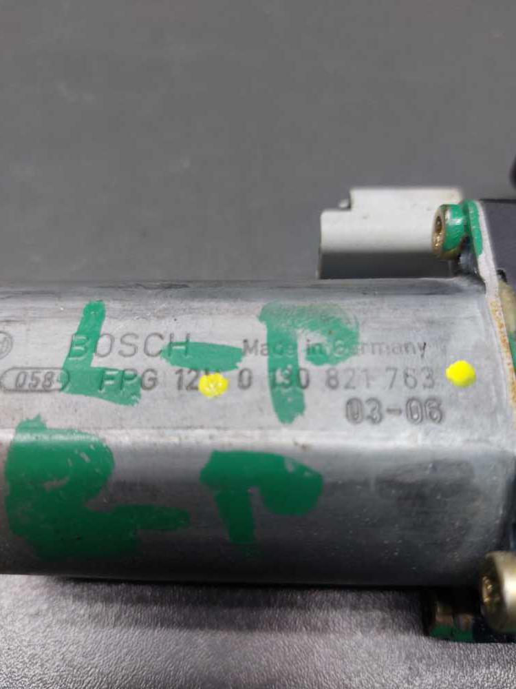 Motorek stahování okna levý přední Citroen Berlingo Peugeot Partner II do 2008 0130821763