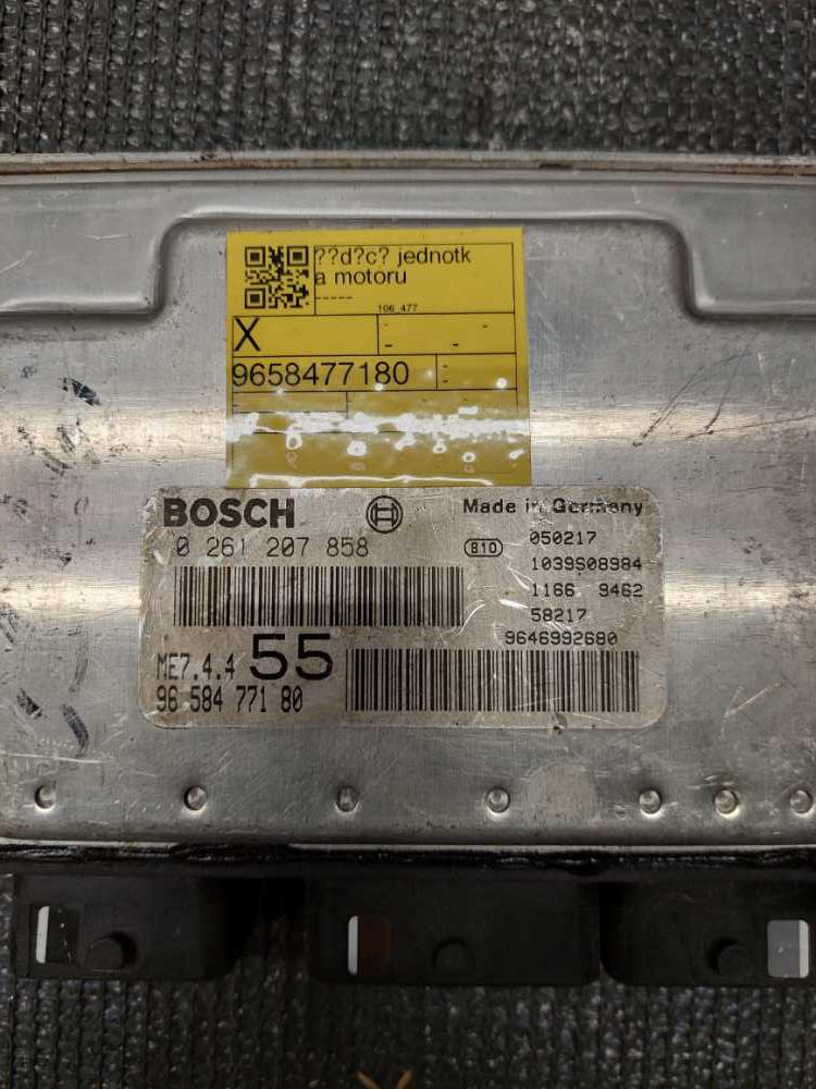 Řídící jednotka motoru 1.6i 81kW NFU 0261207858 ME7.4.455 9658477180 Citroen Peugeot