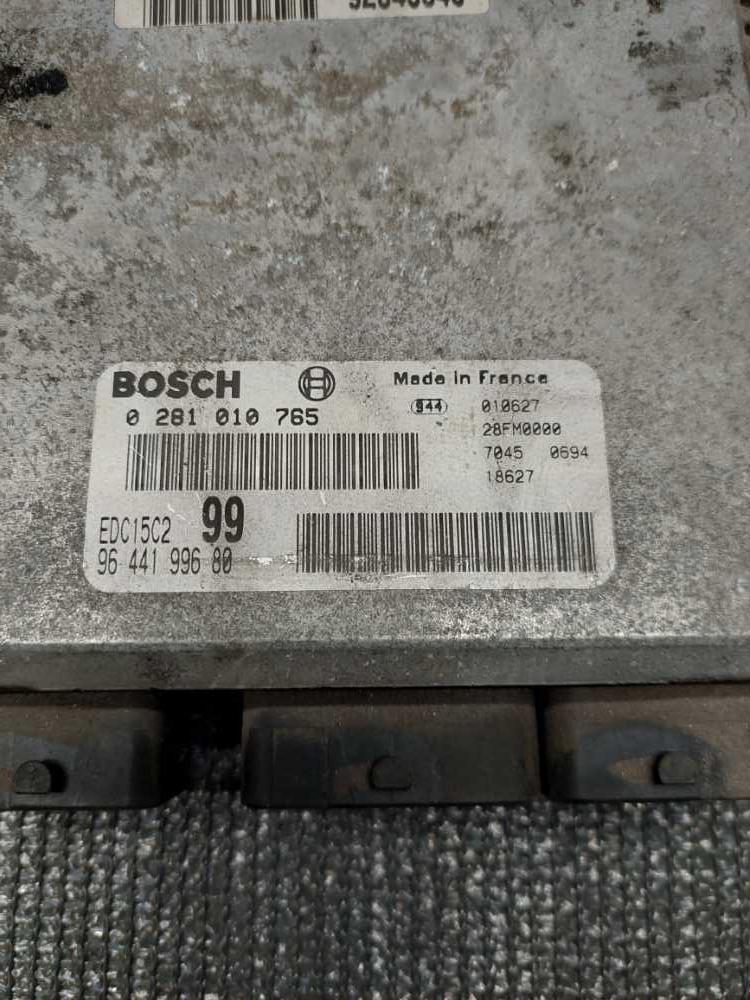 Řídící jednotka motoru 2.2 HDI 98 kW 4HX 0281010765 EDC15C299 9644199680 Citroen Peugeot