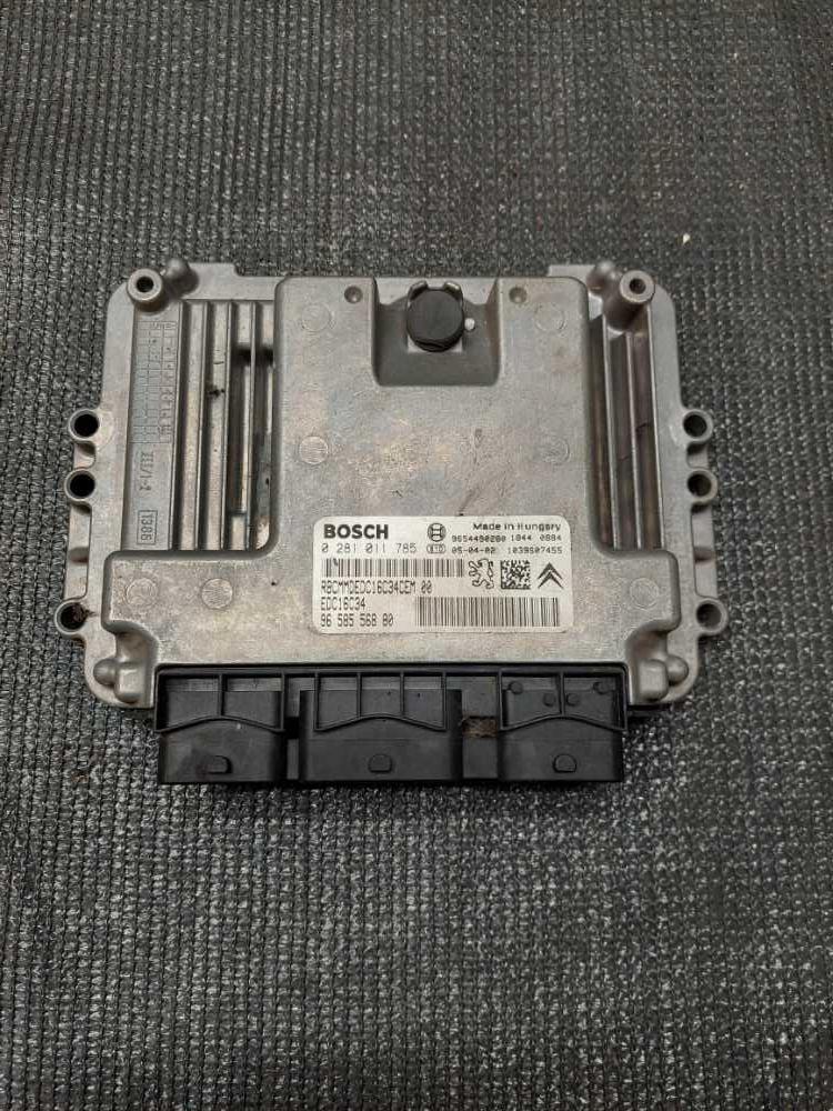 Řídící jednotka motoru 1.4 HDI 50 kW 8HZ 0281011785 EDC16C34 9658556880 Citroen Peugeot
