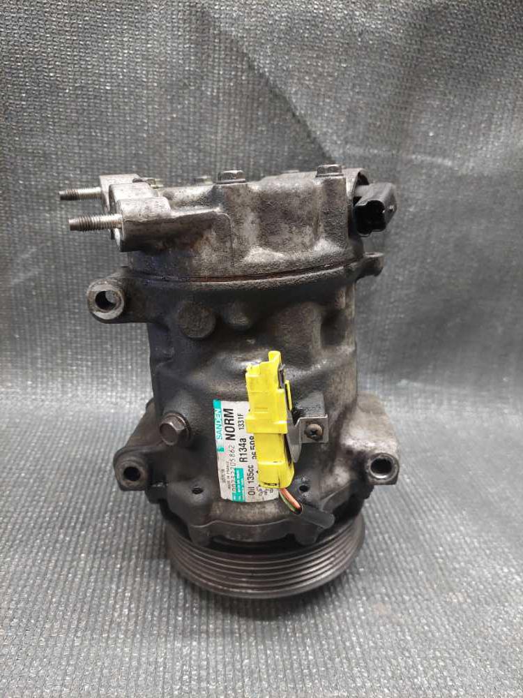 Kompresor klimatizace Citroen Berlingo C4 Picasso / Peugeot Partner od 2008 1.6HDI 1331F 9659875880 SD7C16