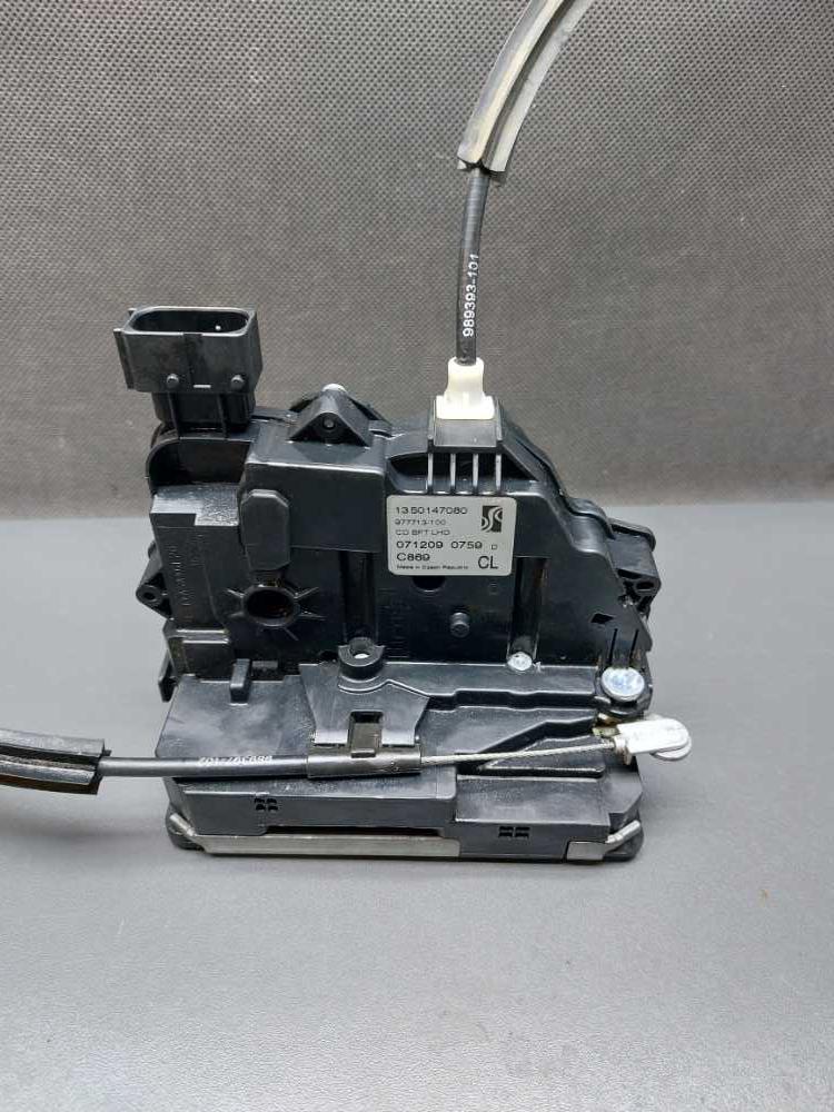 Zámek dveří pravý přední Peugeot Boxer Citroen Jumper Fiat Ducato III od 2006 1350147080 977713-100 6 pinů