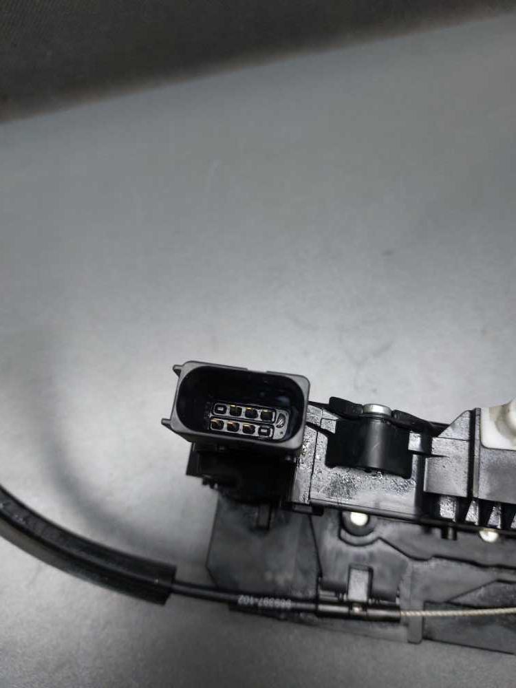 Zámek dveří pravý přední Peugeot Boxer Citroen Jumper Fiat Ducato III od 2006 1350147080 977713-100 6 pinů