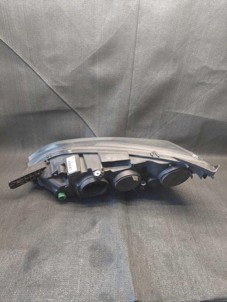 Světlo pravé přední Peugeot Boxer / Citroen Jumper / Fiat Ducato 1375097080 ulomené držáky