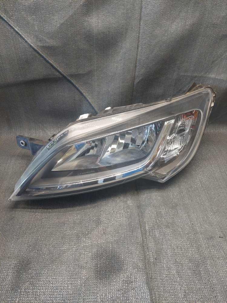 Světlo levé přední Peugeot Boxer / Citroen Jumper / Fiat Ducato 1375097080 ulomené držáky