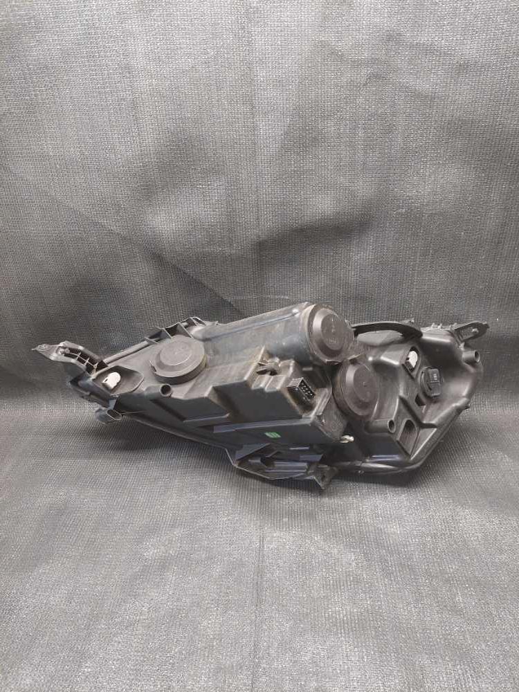 Světlo pravé přední Peugeot Expert / Citroen Jumpy/ Fiat Scudo 1401367980 ulomené držáky viz foto