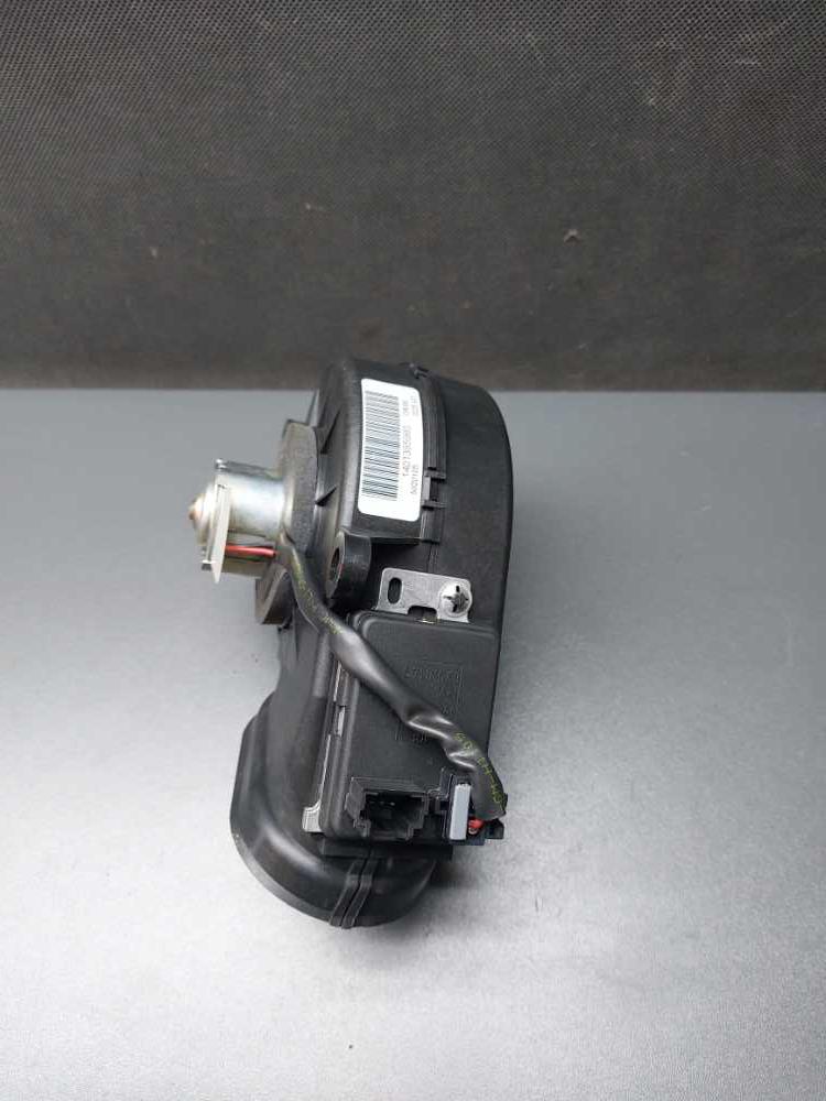 Ventilátor pravý zadní Peugeot 807 Citroen C8 Phedra Ulysse 1401395980 5020105 3225VD