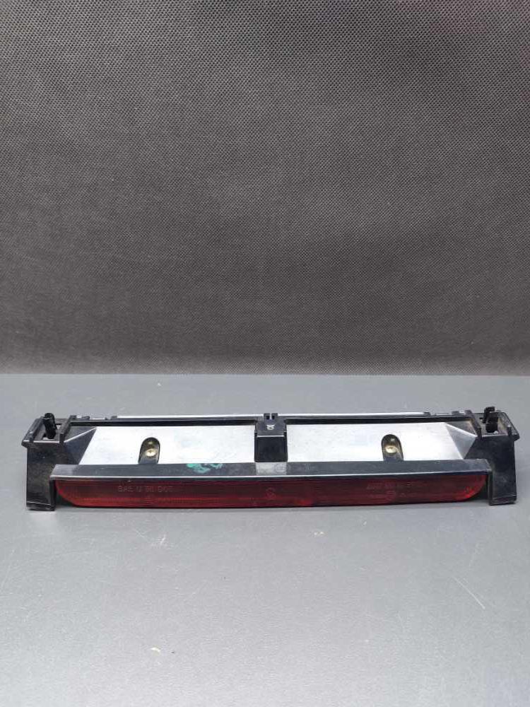 Třetí brzdové světlo Peugeot Expert Citroen Jumpy Fiat Scudo II od 2006 / Peugeot 807 Citroen C8 výklopné dveře 1489380080