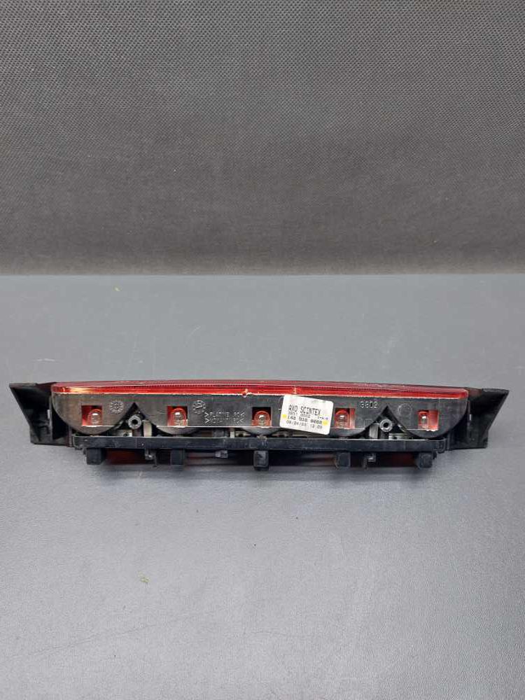 Třetí brzdové světlo Peugeot Expert Citroen Jumpy Fiat Scudo II od 2006 / Peugeot 807 Citroen C8 výklopné dveře 1489380080