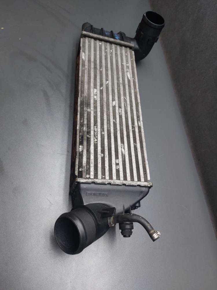 Intercooler Peugeot 807 / Citroen C8 / Phedra / Ulysse 2.0HDI 79-80kW 2.2HDI 94kW 1489396080 0384G0