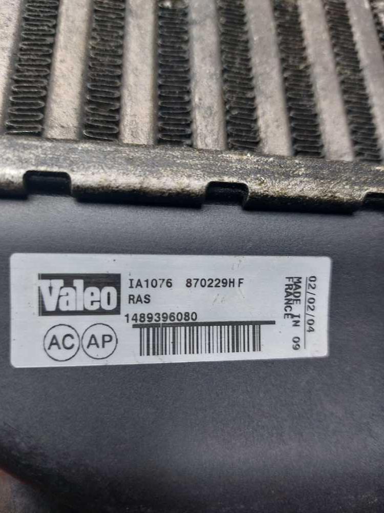 Intercooler Peugeot 807 / Citroen C8 / Phedra / Ulysse 2.0HDI 79-80kW 2.2HDI 94kW 1489396080 0384G0