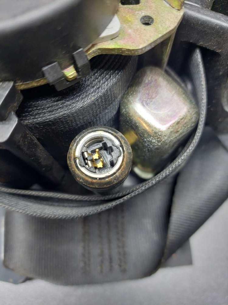 Pás zadní levý/pravý 2. řada Peugeot 807 Citroen C8 Lancia Phedra Fiat Ulysse 14910150XX s pyropatronou