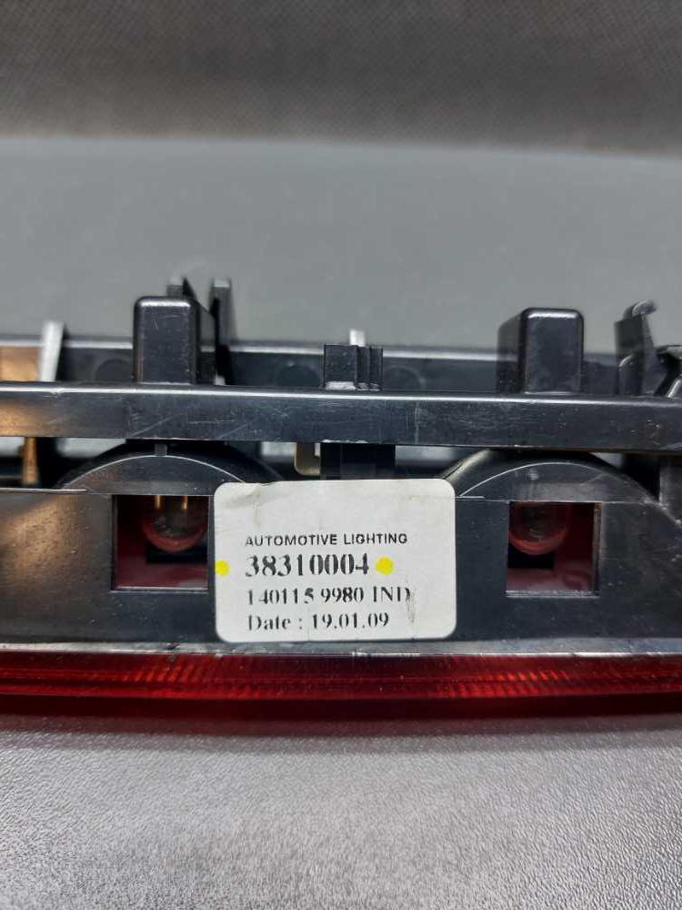 Třetí brzdové světlo Peugeot Expert Citroen Jumpy Fiat Scudo II od 2006 / Peugeot 807 Citroen C8 výklopné dveře 38310004