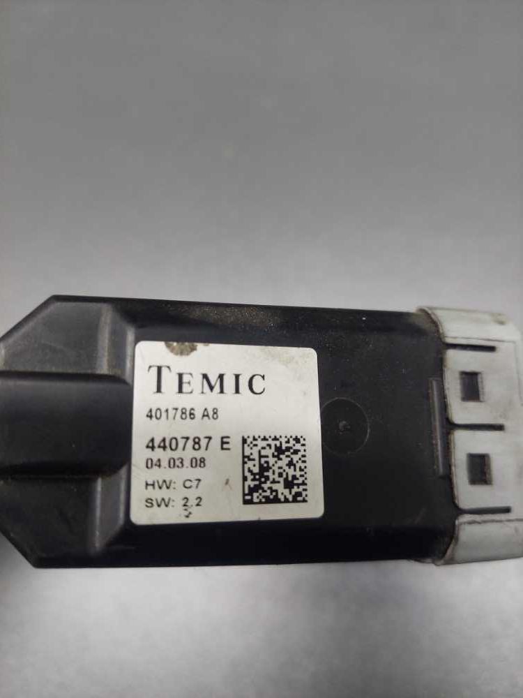 Motorek stahování okna levý přední Peugeot Expert Citroen Jumpy Fiat Scudo od 2006 440787E 400982E