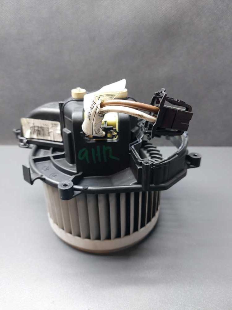 Ventilátor topení Citroen C4 Grand Picasso do 2013 Berlingo / Peugeot Partner III od 2008 5E2228700