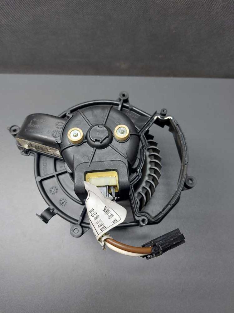 Ventilátor topení Citroen C4 Grand Picasso do 2013 Berlingo / Peugeot Partner III od 2008 5E2228700