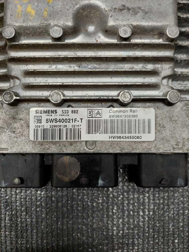 Řídící jednotka motoru 1.4 HDI 50 kW 8HX 5WS40021F-T SID802 9643455080 Citroen Peugeot