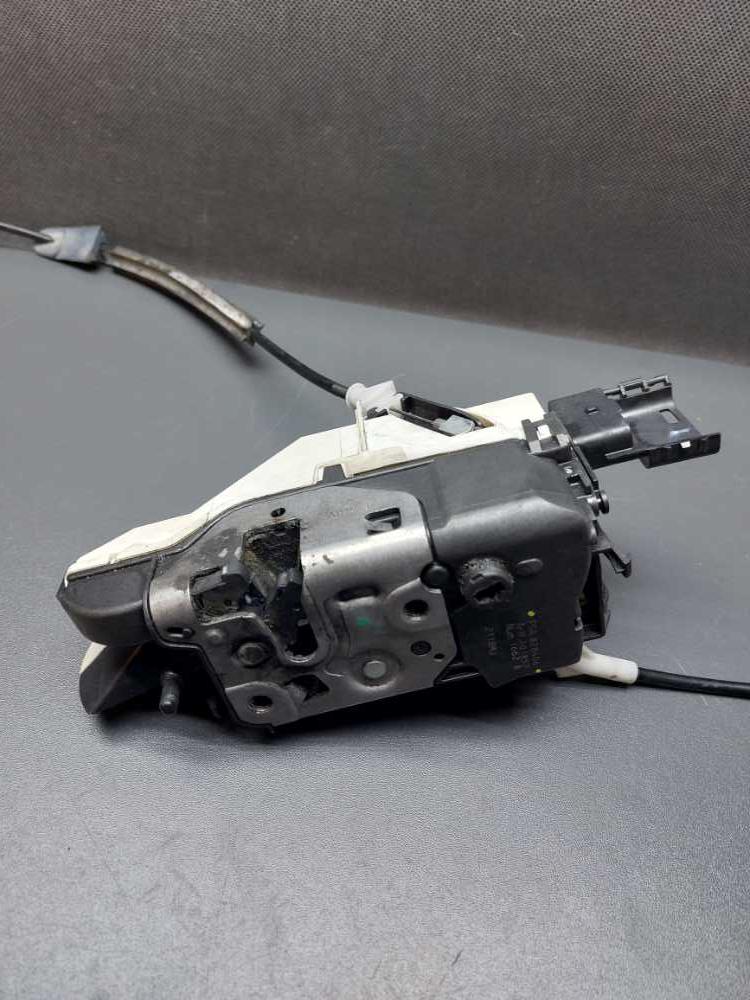 Zámek dveří levý přední Citroen Berlingo Peugeot Partner III 08-18 828406 A01852 6 pinů