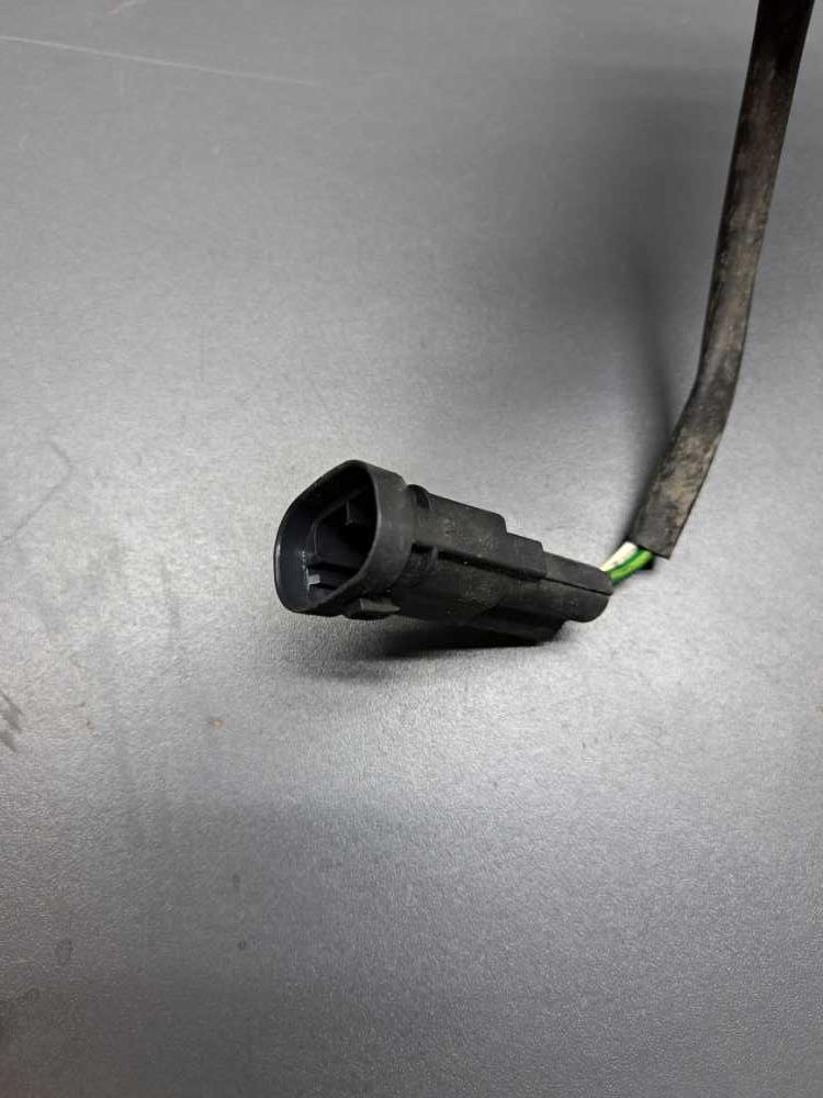 Ventilátor chladiče Peugeot Partner 307 308 3008 406 5008 807 Expert RCZ / Citroen Berlingo Jumpy C8 C4 Picasso C5 DS4 DS5 / Fiat Scudo 9635466180 8117X4