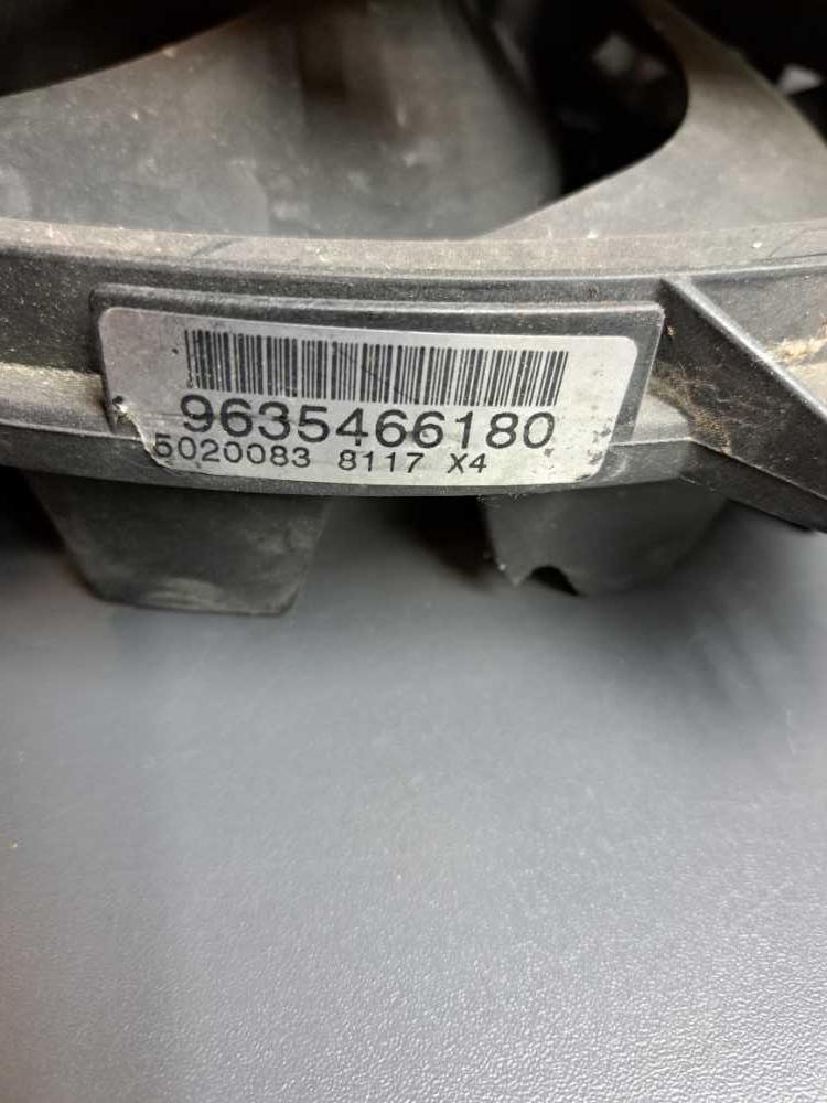Ventilátor chladiče Peugeot Partner 307 308 3008 406 5008 807 Expert RCZ / Citroen Berlingo Jumpy C8 C4 Picasso C5 DS4 DS5 / Fiat Scudo 9635466180 8117X4