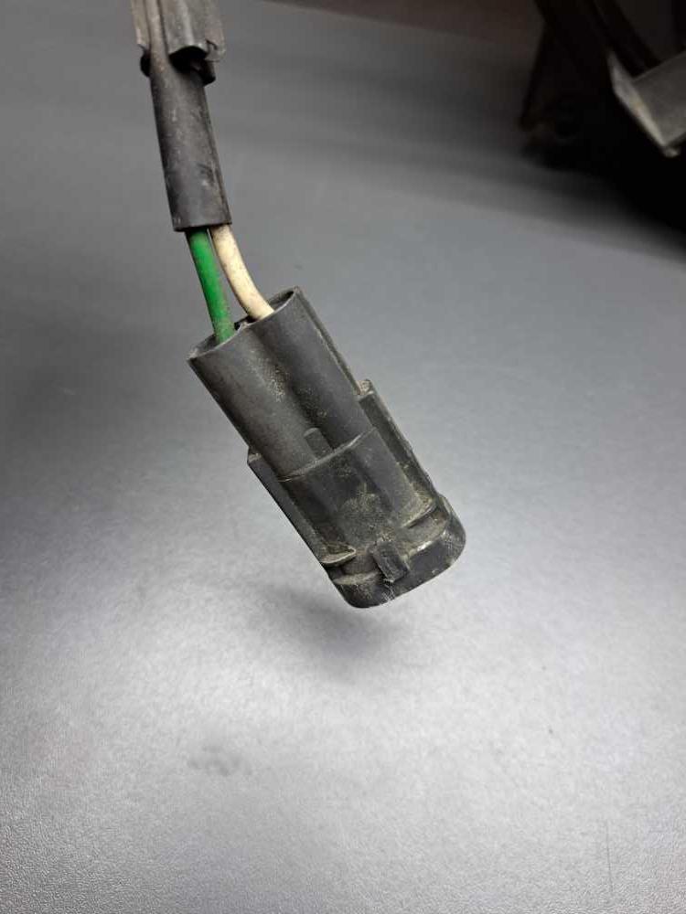 Ventilátor chladiče Peugeot 307 308 406 5008 607 807 Partner RCZ / Citroen C8 C4 Picasso C5 Berlingo 9635494380 5020084