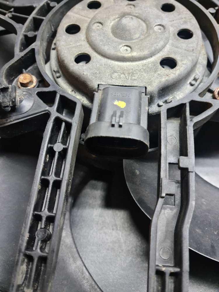 Ventilátor chladiče Citroen C2 C3 Picasso DS3 / Peugeot 1007 207 208 2008 9653804080 5020448 GMV8120A7