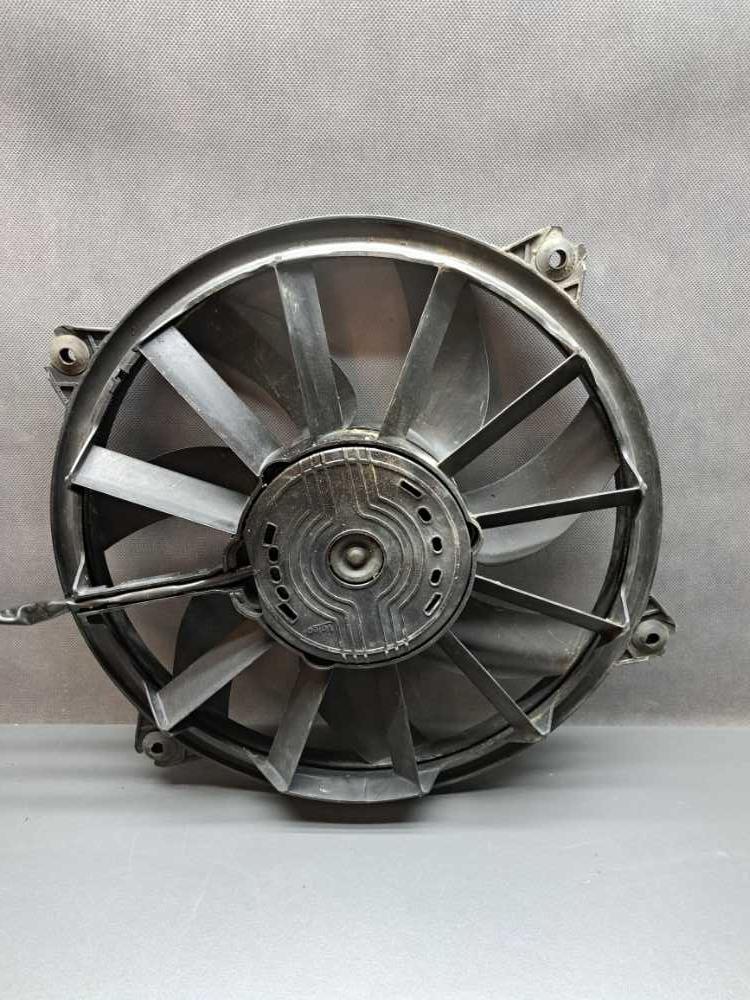 Ventilátor chladiče Peugeot Partner Citroen Berlingo C4 Picasso C5 C8 DS4 DS5 Jumpy Peugeot 307 308 3008 406 5008 807 Expert Partner 9661571480 988495H 1253K4