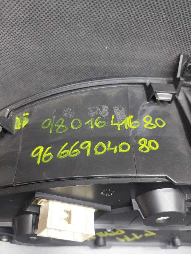 Palubní přístroje Peugeot Partner Citroen Berlingo III od 2008 1.6 VTI 72 kW 5FK 9666904080 9801641680