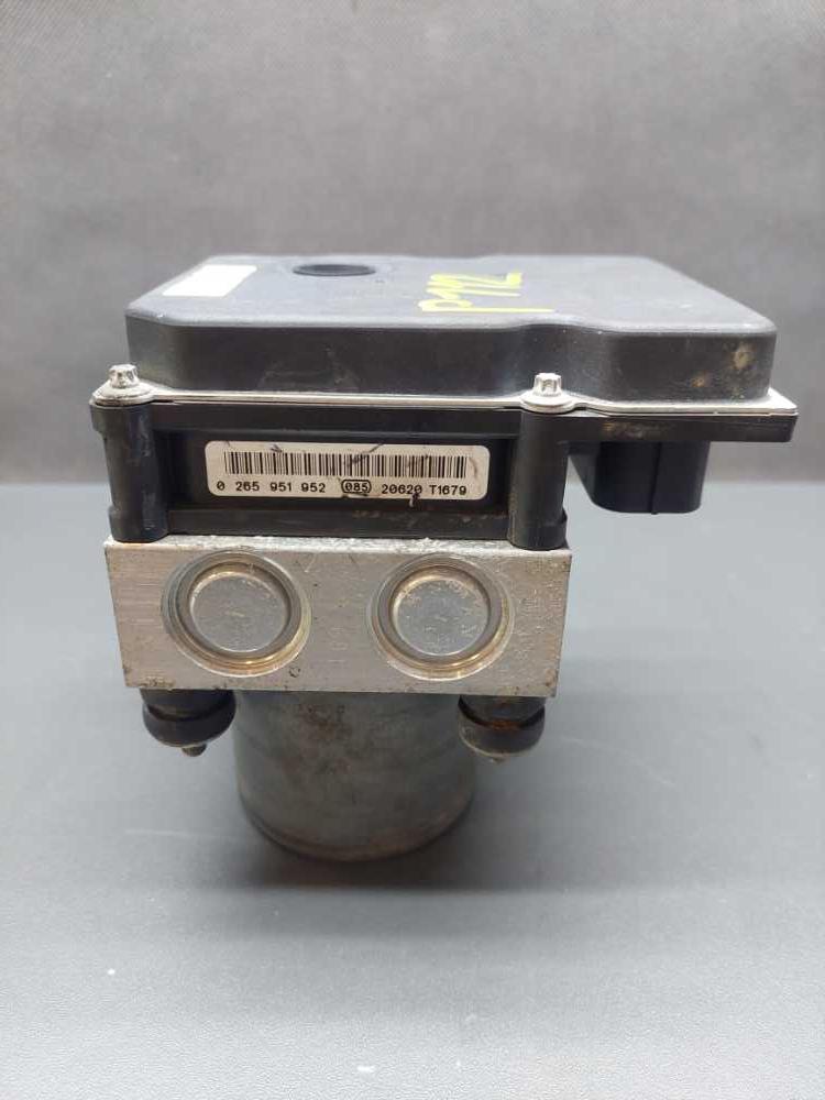 Jednotka ABS Peugeot Partner Citroen Berlingo III od 2008 1.6 HDI 68 kW 9HP 9674663580 0265252222 0265951952