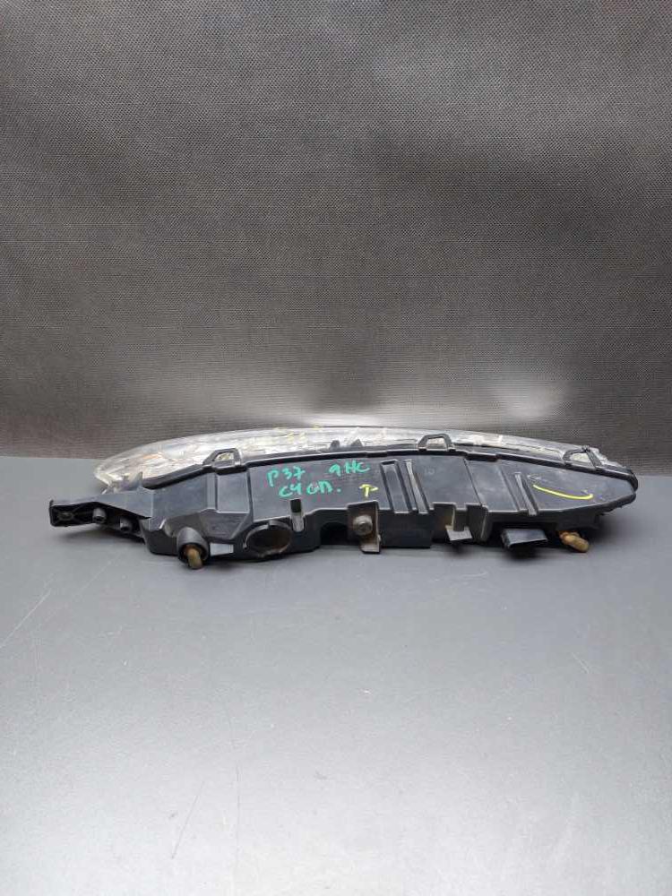 Světlo LED denní svícení pravé Citroen C4 Grand Picasso II 2013- 9676036480 89209021 poškozeno viz foto