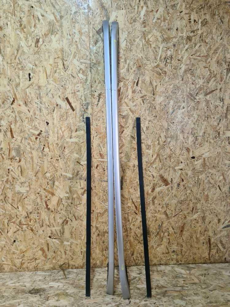 Střešní nosiče Citroen C5 X7 Combi od 2008 9681135377 9681135477 drobná vada laku + střešní lišty