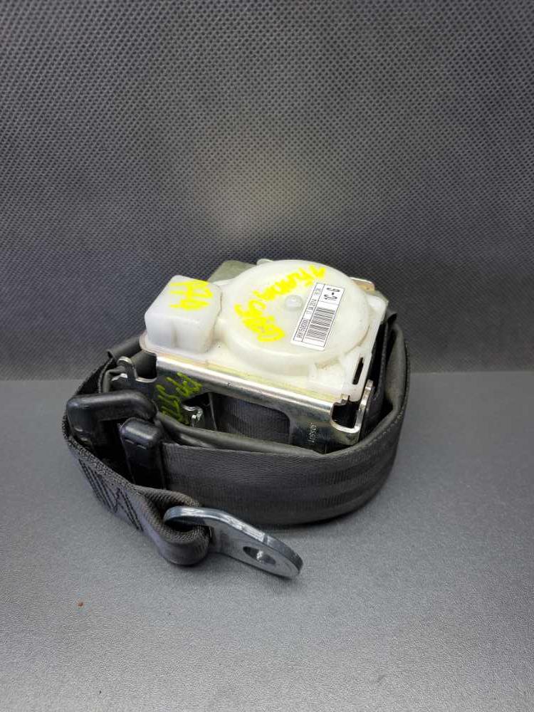 Pás přední střed Peugeot Partner Citroen Berlingo III od 2008 96815083XX / dvojsedadlo