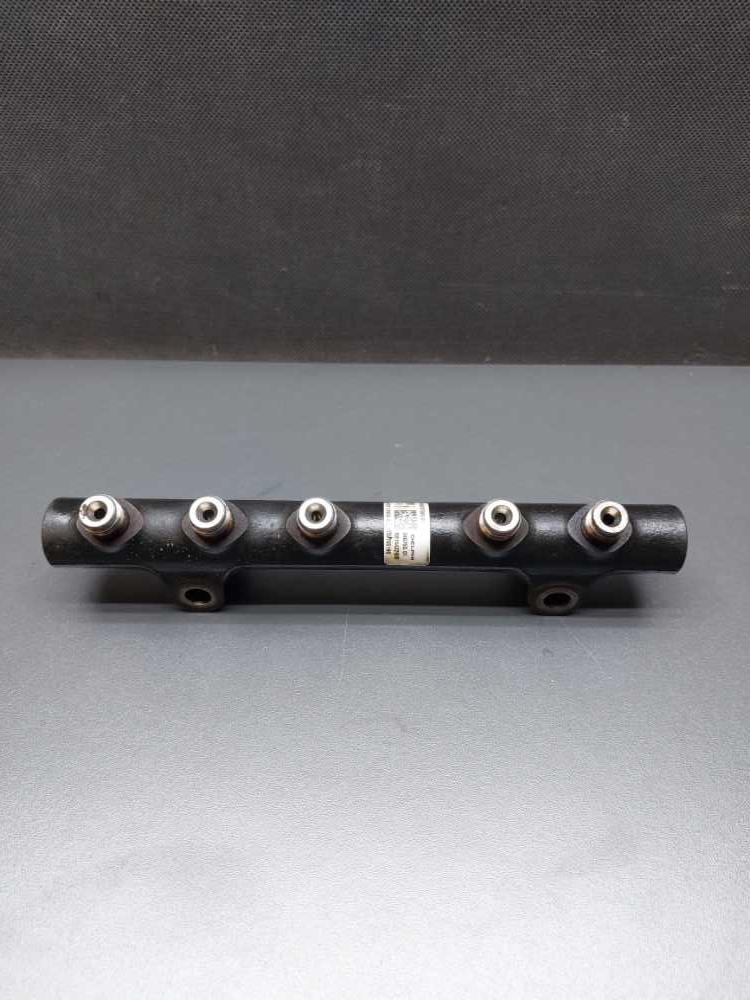 Vstřikovací lišta 1.6 eHDI 85 kW 9HC 9685297580-01 94675G01 R9144Z290B Citroen Peugeot