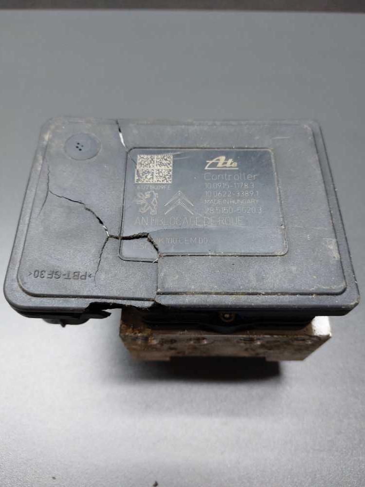 Jednotka ABS Peugeot 208 9806891780 10.0220-0257.4 10.0915-1178.3 10.0622-3389.1 POSKOZENO