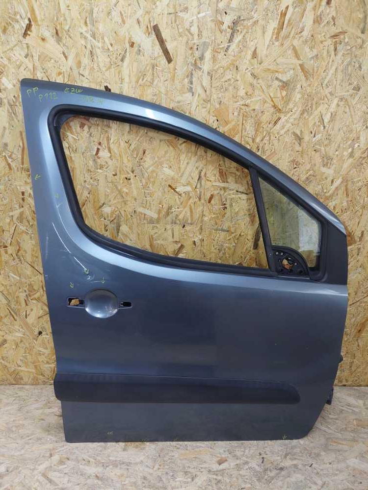 Dveře pravé přední Peugeot Partner Citroen Berlingo III od 2008 Šedá EZW vady viz foto