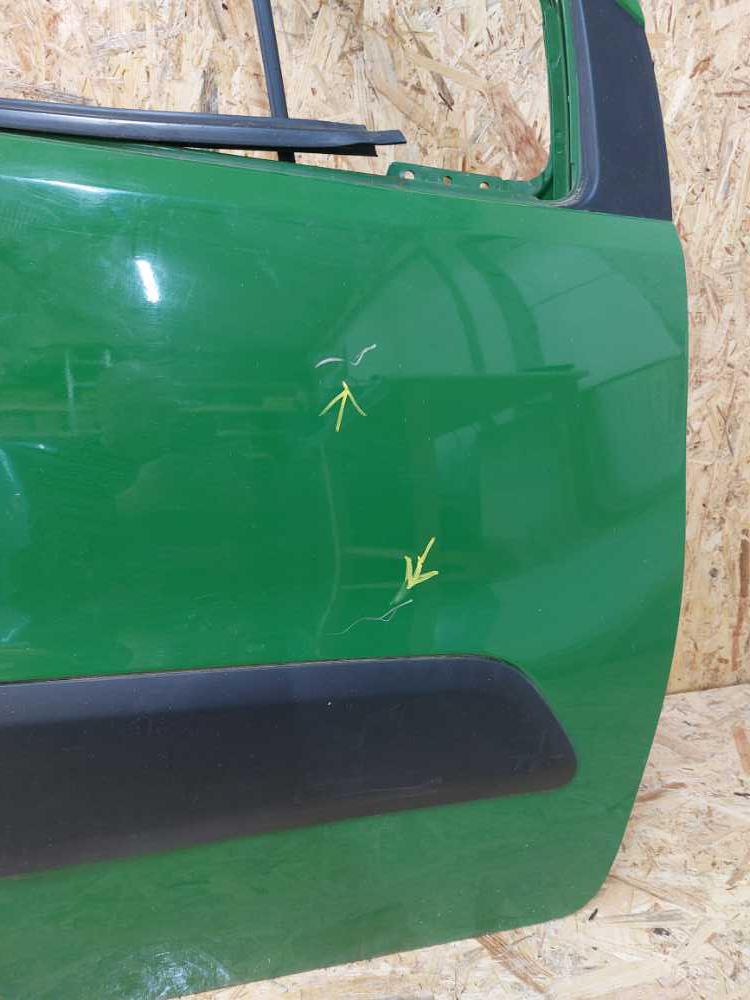 Dveře pravé přední Peugeot Partner Citroen Berlingo III od 2008 Zelená KQN poškození viz foto