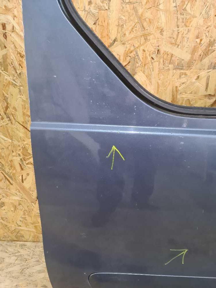 Dveře pravé zadní Peugeot Partner Citroen Berlingo III od 2008 Šedá EZW oděrky koroze