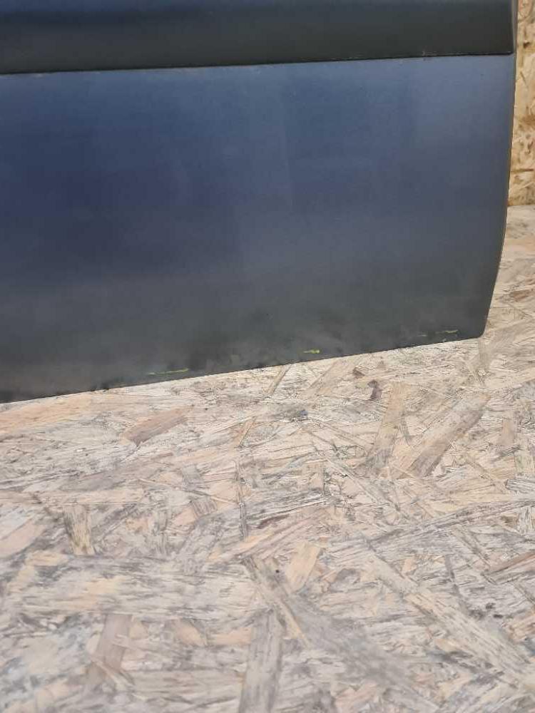 Dveře pravé zadní Peugeot Partner Citroen Berlingo III od 2008 Šedá EZW oděrky koroze