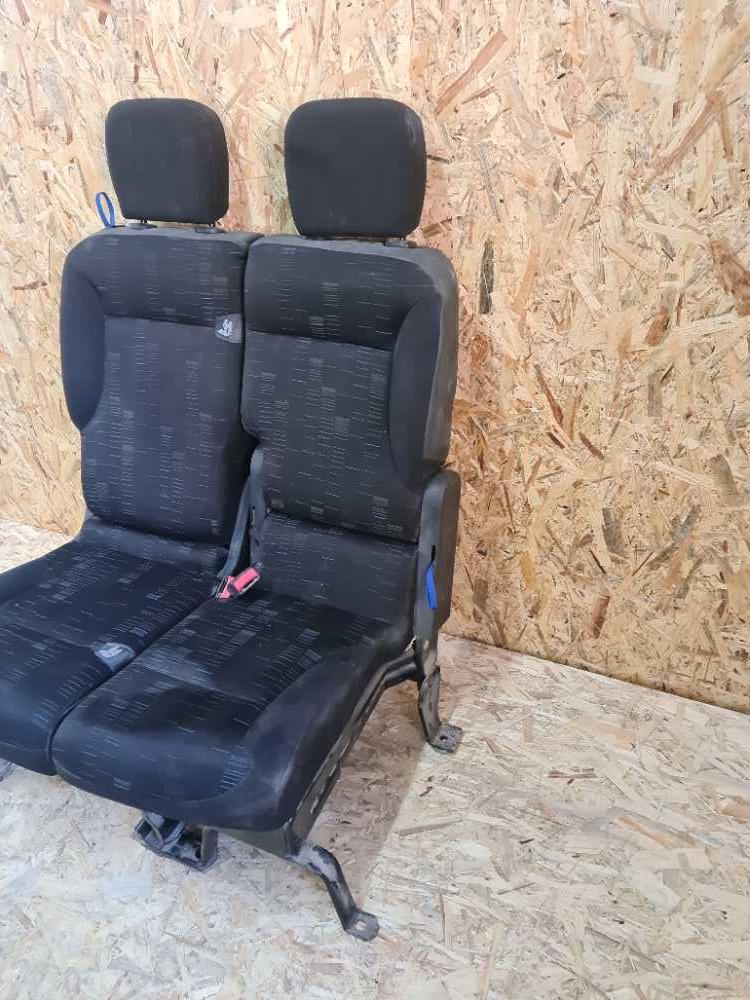 Sedadlo pravé přední Citroen Berlingo Peugeot Partner III od 2008 dvojsedadlo skříňová verze