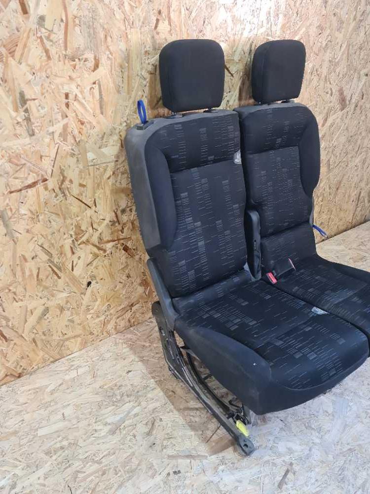 Sedadlo pravé přední Citroen Berlingo Peugeot Partner III od 2008 dvojsedadlo skříňová verze