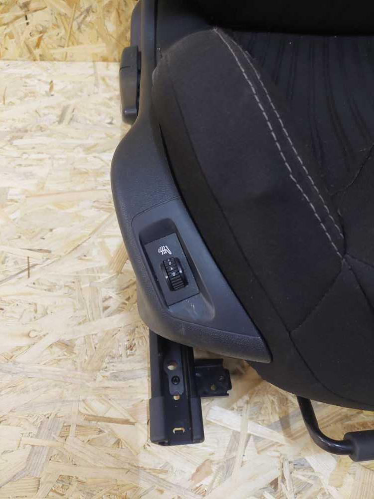 Sedadlo pravé přední Citroen C5 X7 od 2008 Výhřev airbag isofix lehké známky opotřebení