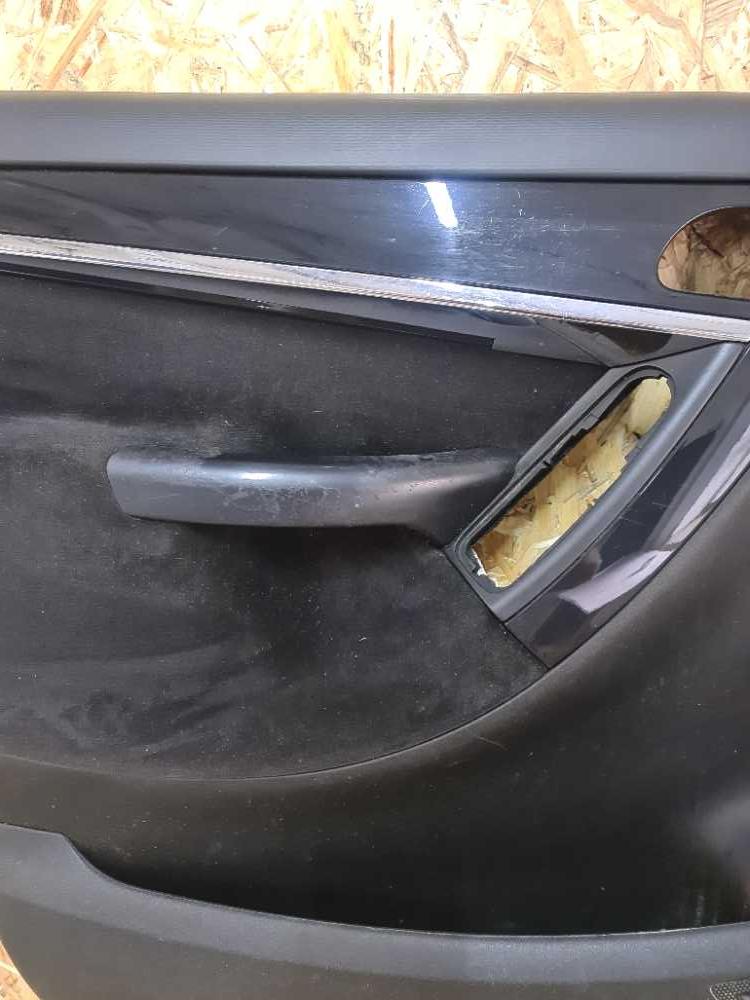 Obložení dveří levé přední Citroen C4 Grand Picasso do 2013 osvětlení kliky, přihrádky a lišty