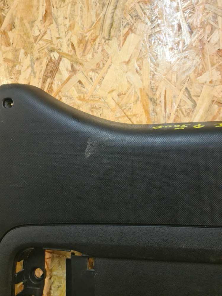 Obložení dveří pravé zadní Citroen Berlingo Peugeot Partner III od 2008 Skříňový chybí spodní lišta