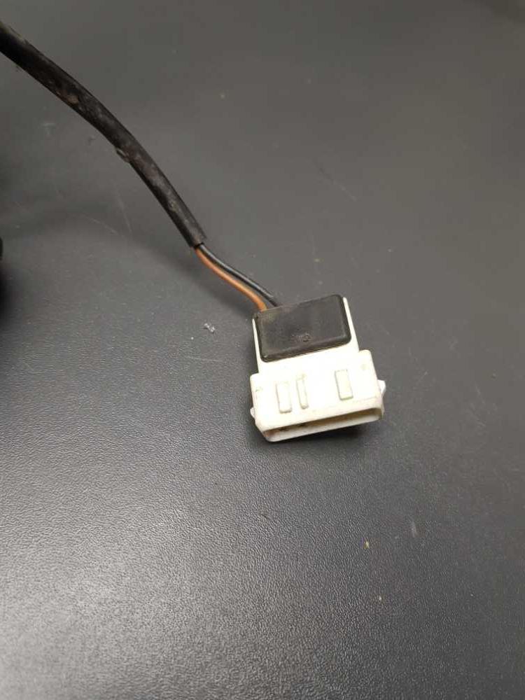 Zrcátko levé Peugeot Partner Citroen Berlingo II do 2008 Modrá KNB prasklý kryt 2 piny