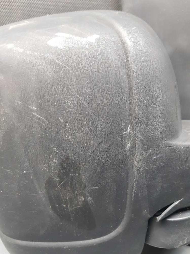 Zrcátko pravé Citroen Jumpy Peugeot Expert Fiat Scudo od 2006 manuální prasklý kryt i sklo škrábance